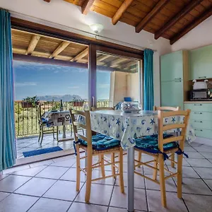 Casa vacanze Rovo House, Pittulongu, Olbia, Sardinia, Olbia